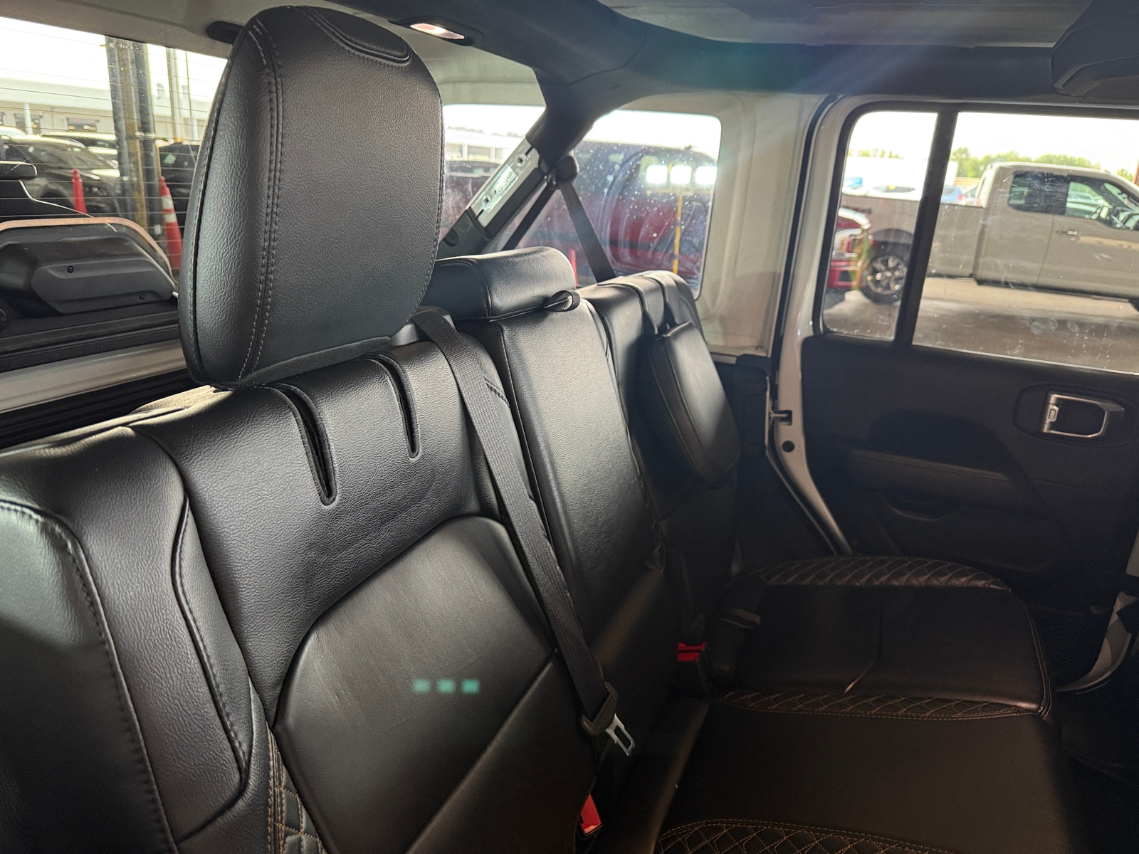 Thumbnail: 2022 Jeep Wrangler - 5