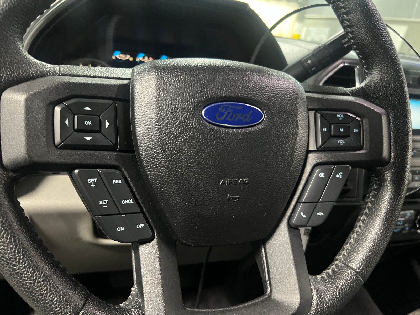 Thumbnail: 2015 Ford Econoline - 5