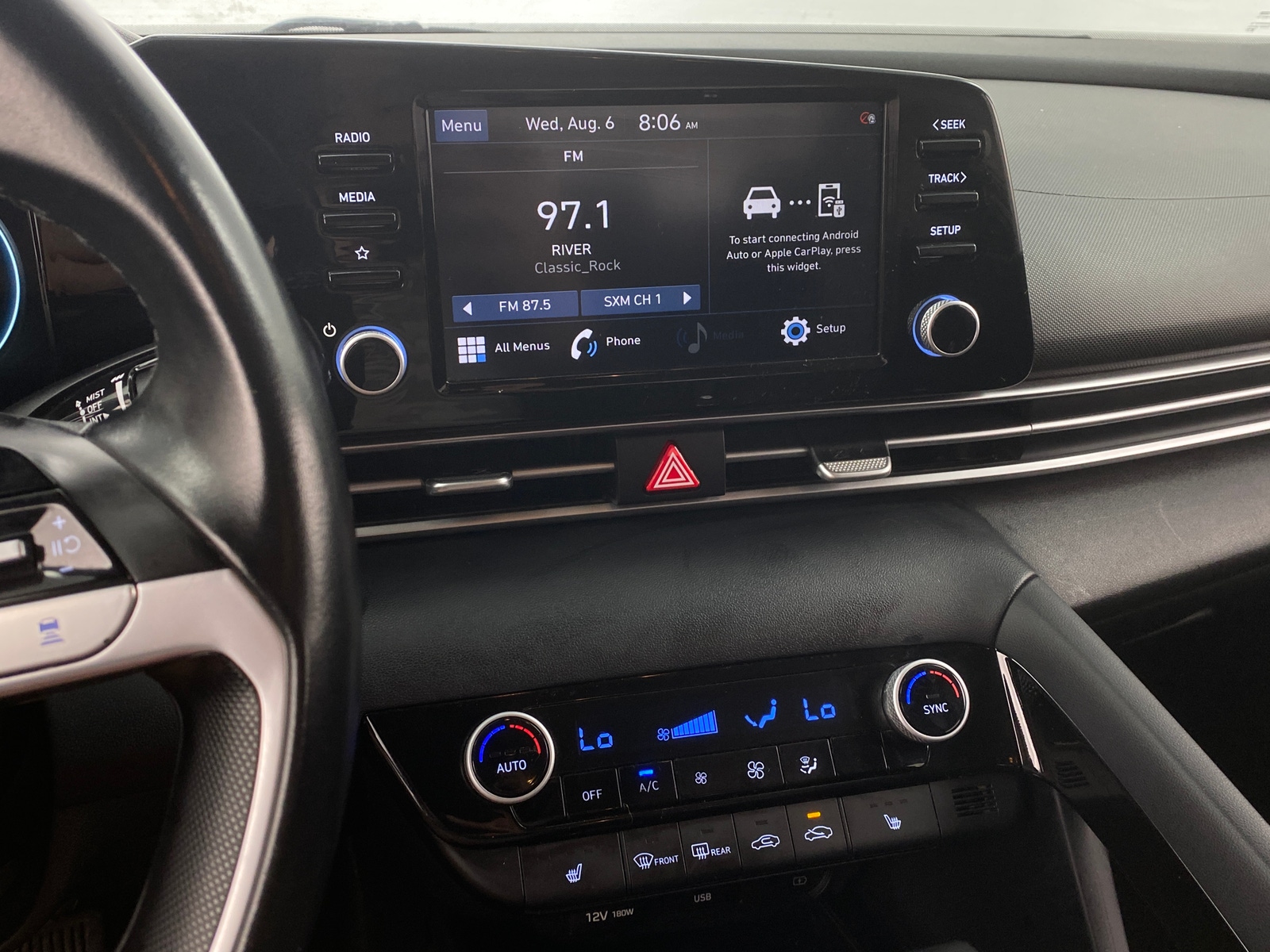 Thumbnail: 2021 Hyundai Elantra - 4