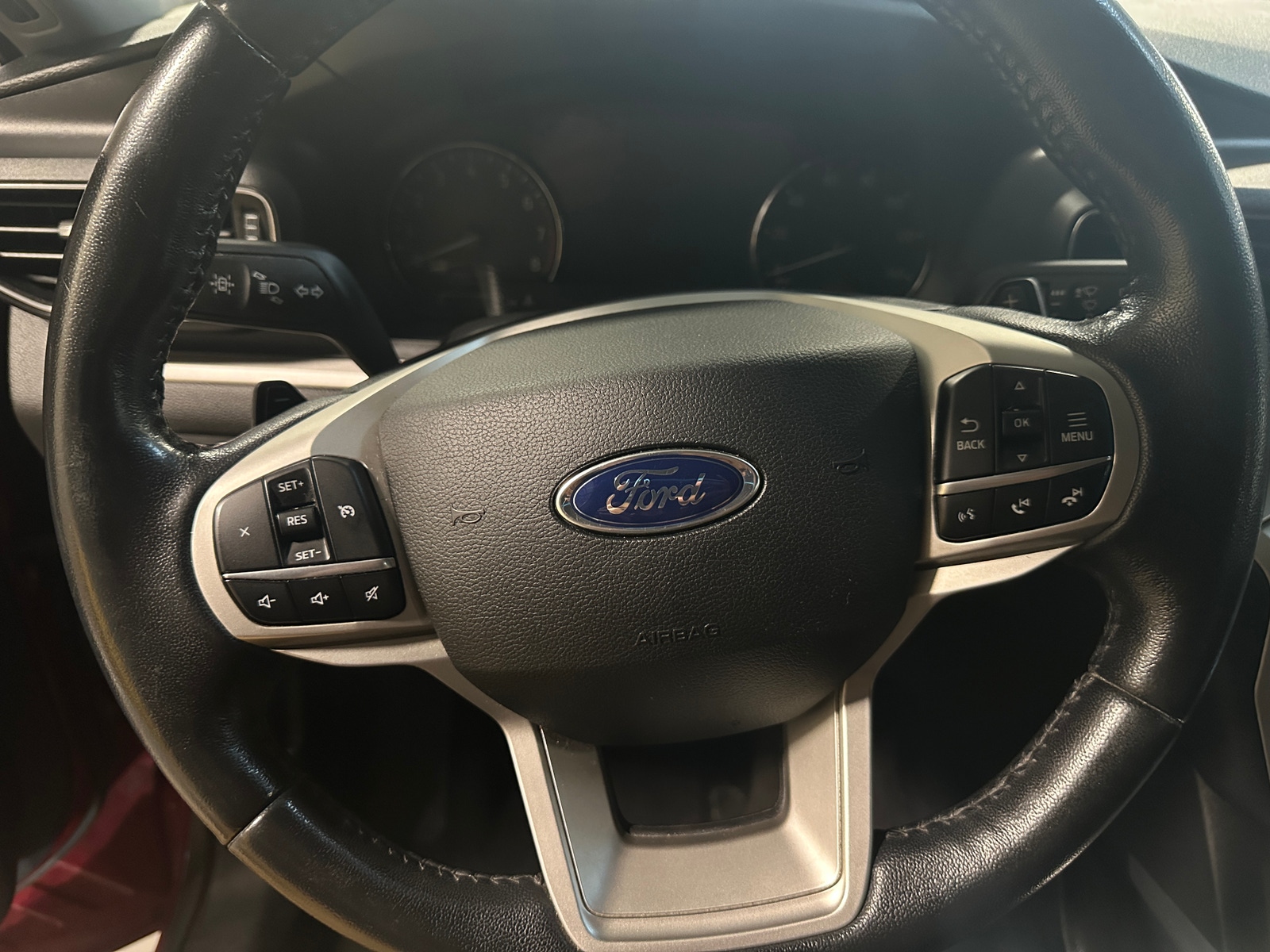 Thumbnail: 2020 Ford Explorer - 5