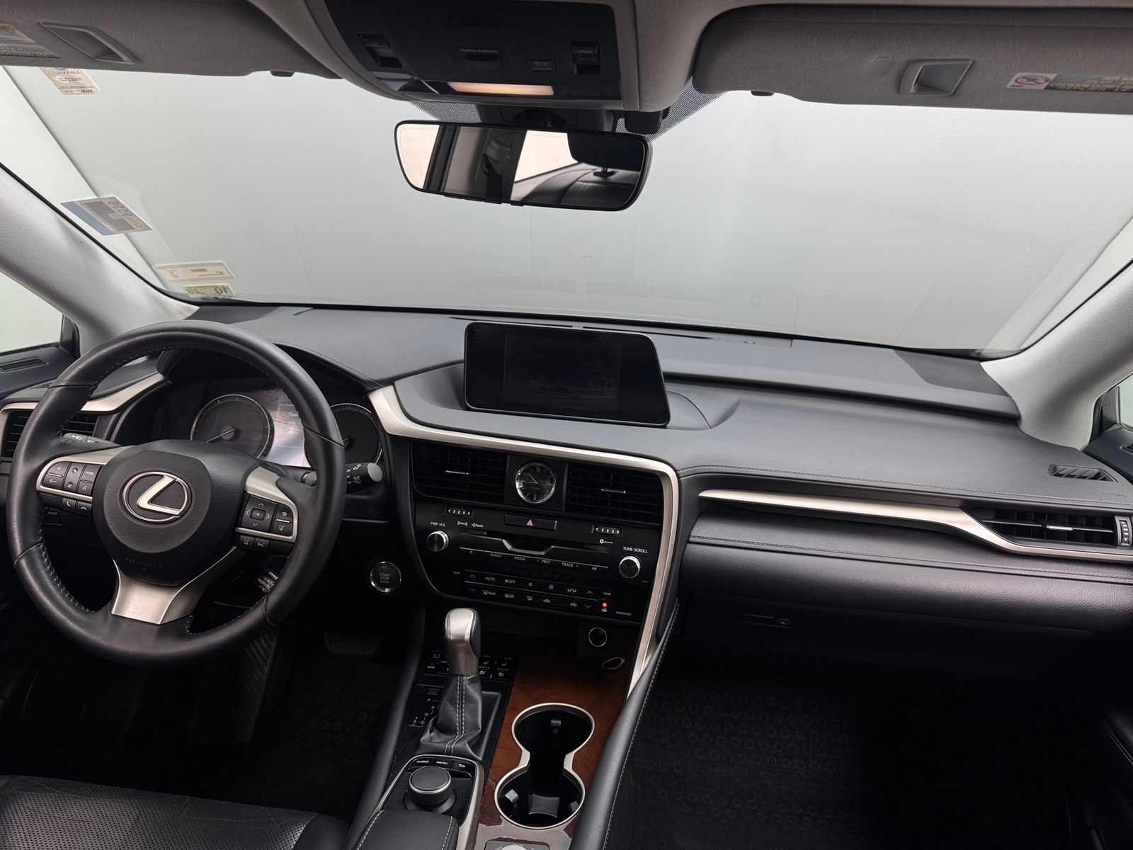 Thumbnail: 2017 Lexus RX - 3