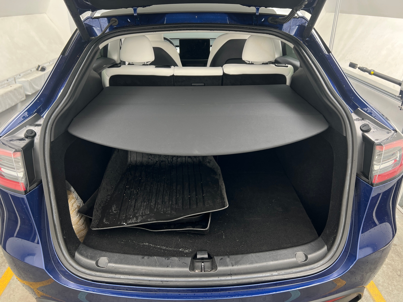 Thumbnail: 2023 Tesla Model Y - 6