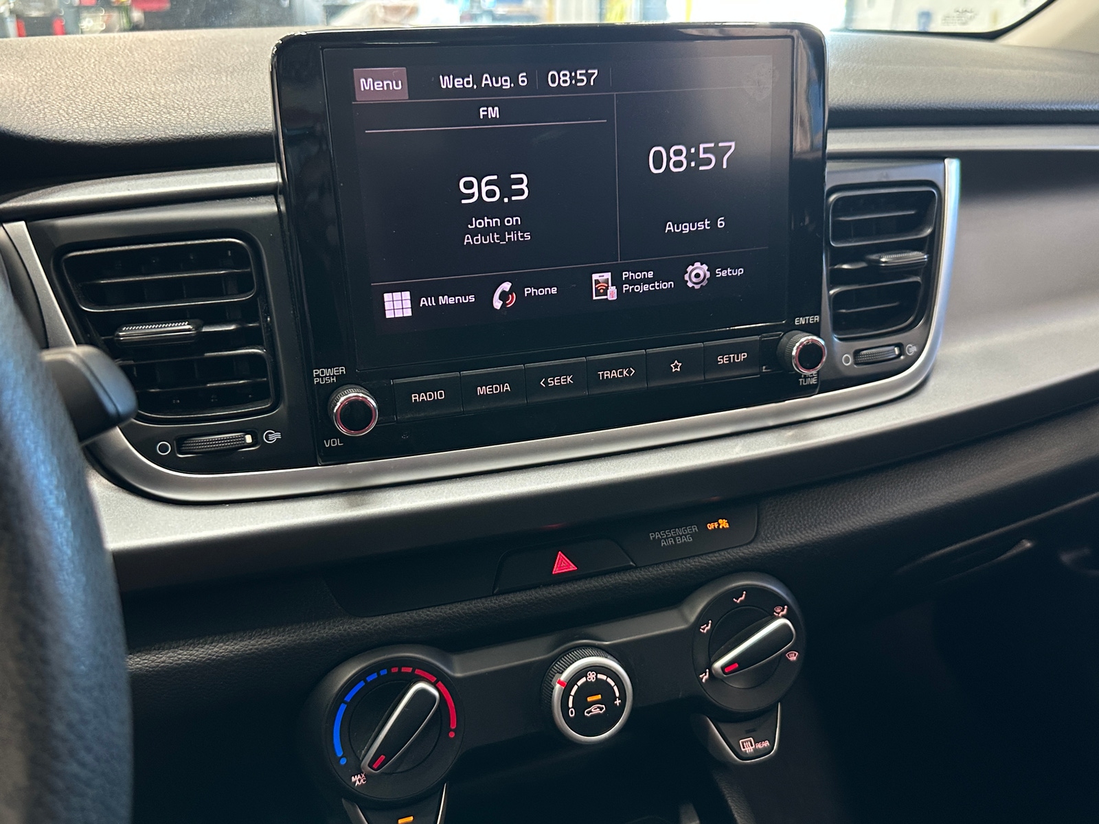 Thumbnail: 2023 Kia Rio - 4