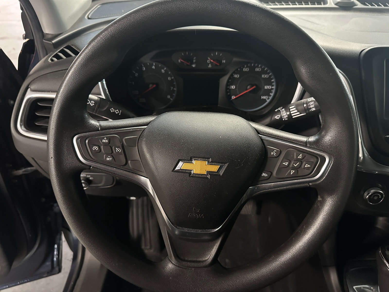 Thumbnail: 2018 Chevrolet Equinox - 5
