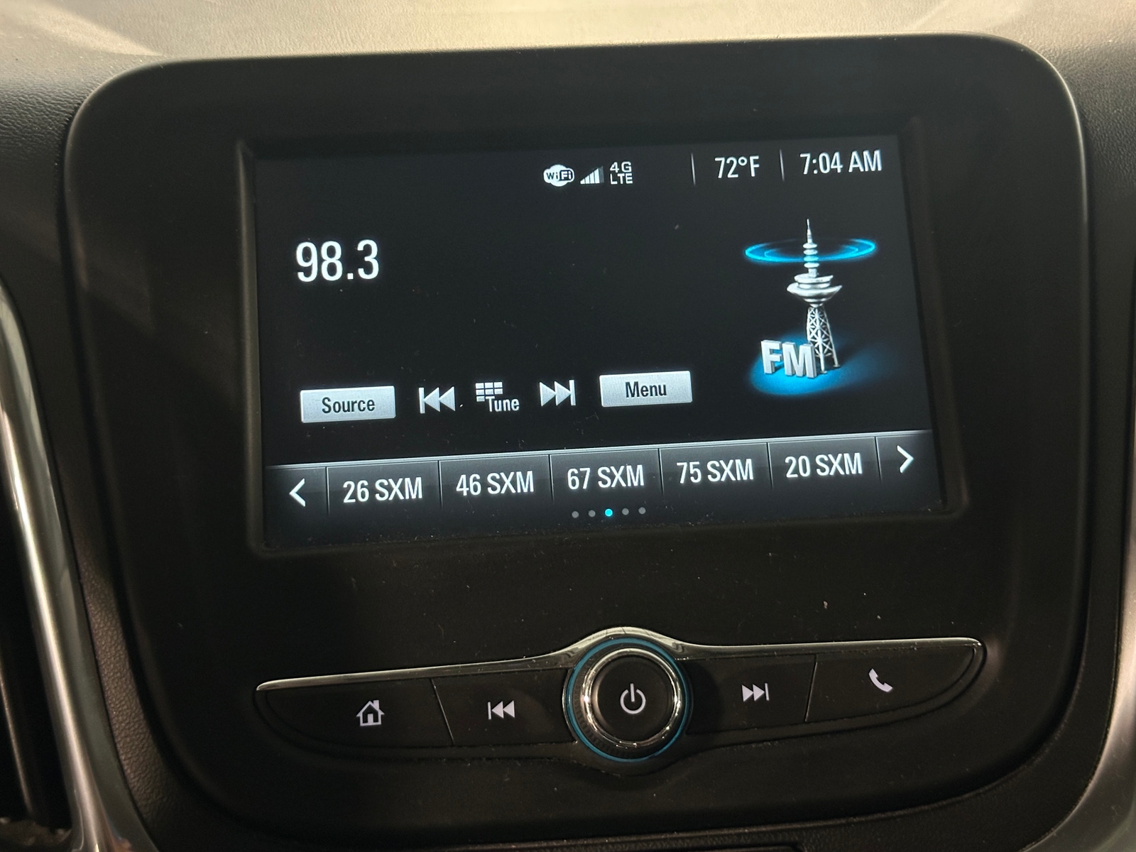 Thumbnail: 2018 Chevrolet Equinox - 4