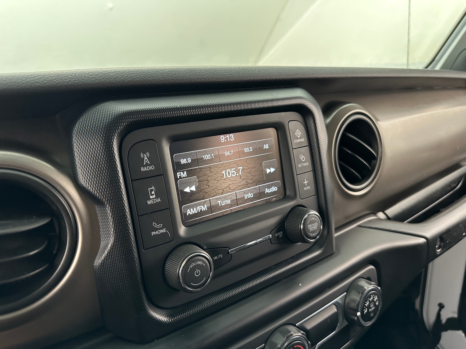 Thumbnail: 2020 Jeep Wrangler - 4