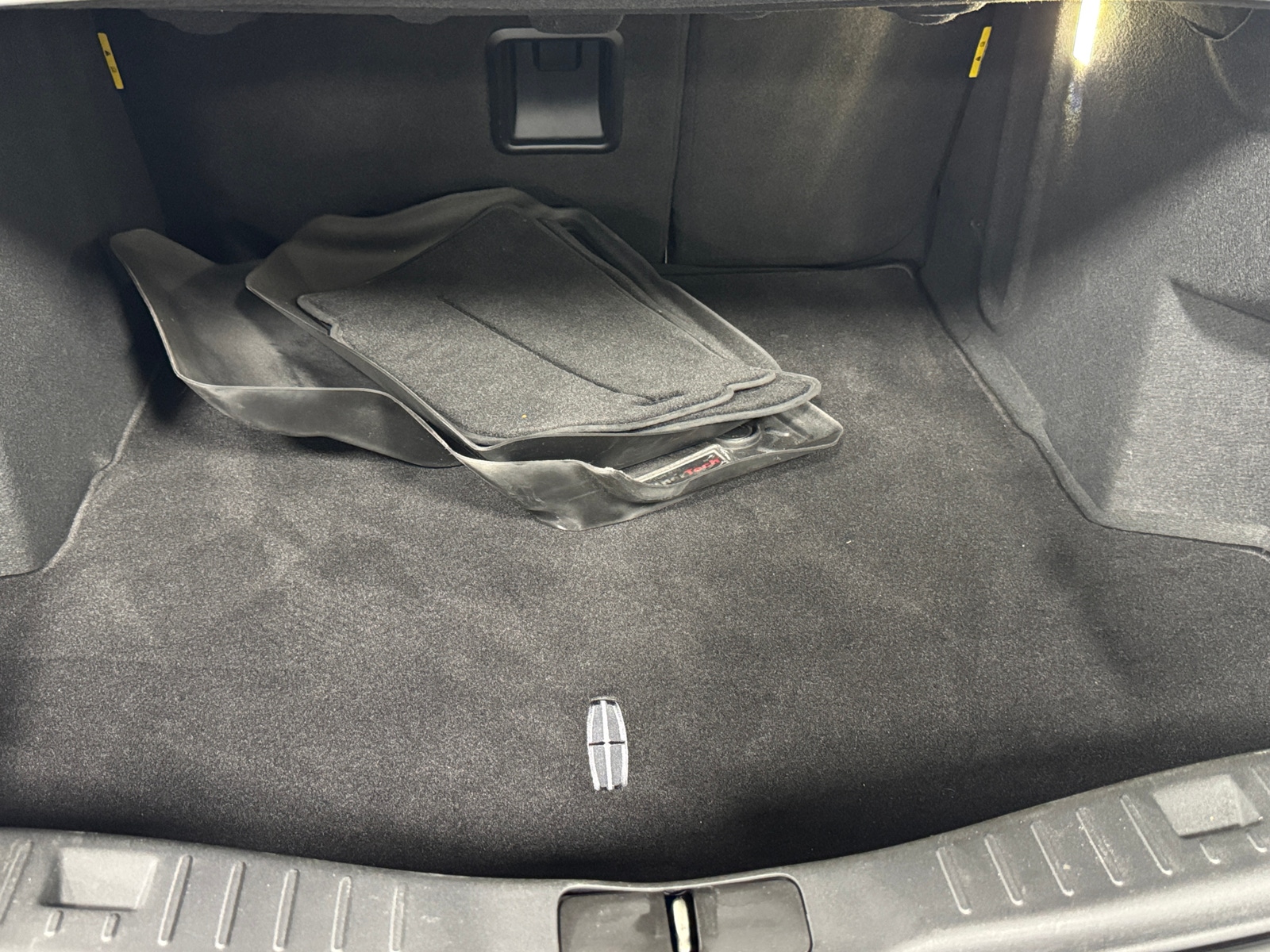 Thumbnail: 2017 Lincoln MKZ - 6