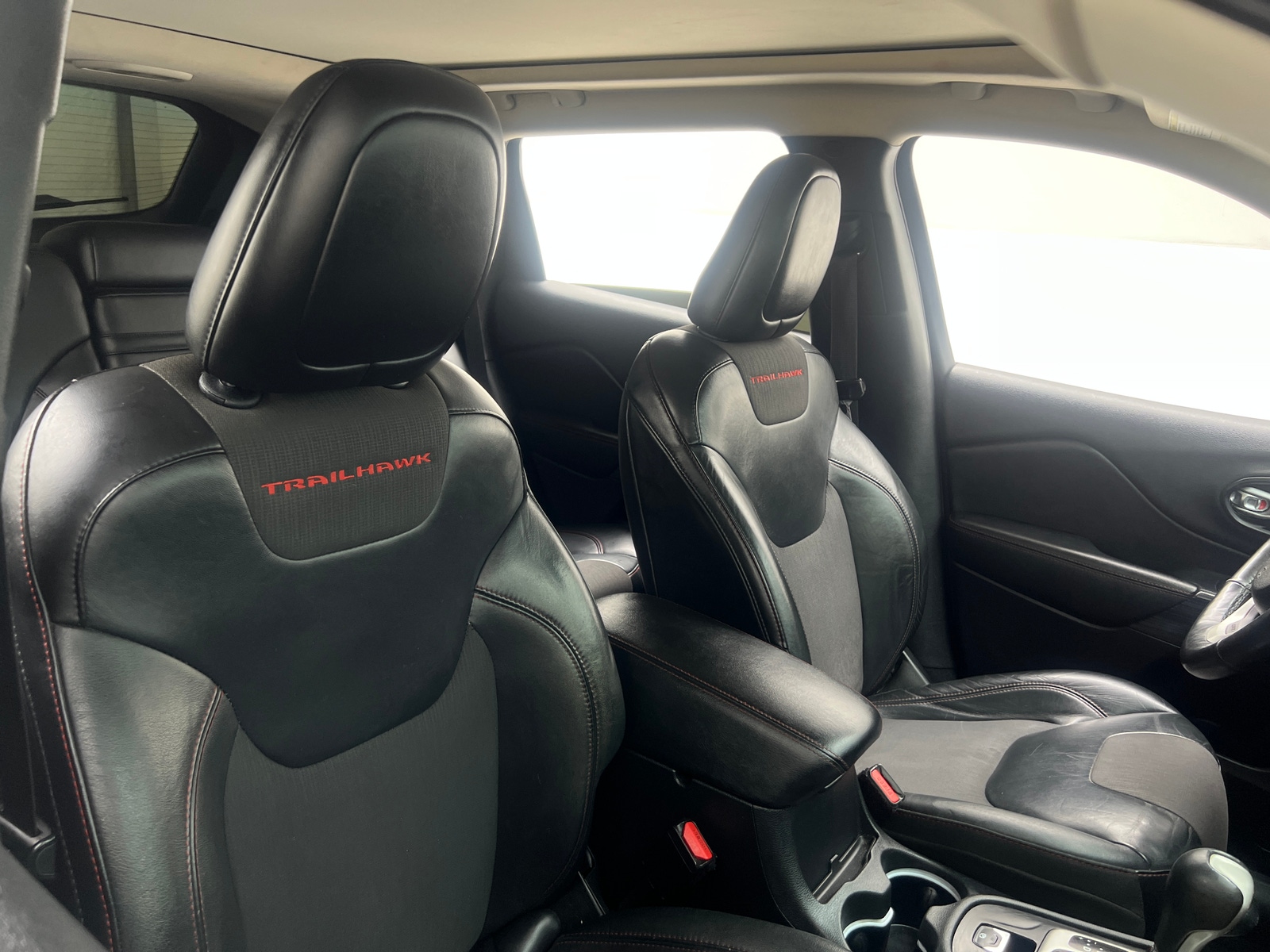 Thumbnail: 2016 Jeep Cherokee - 2