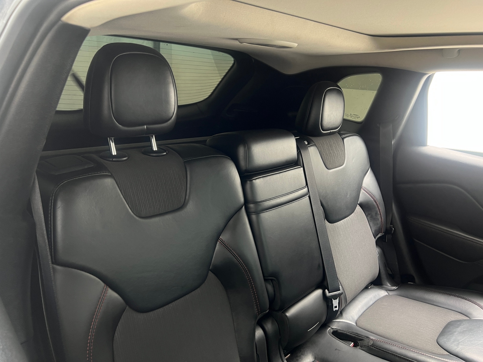 Thumbnail: 2016 Jeep Cherokee - 6