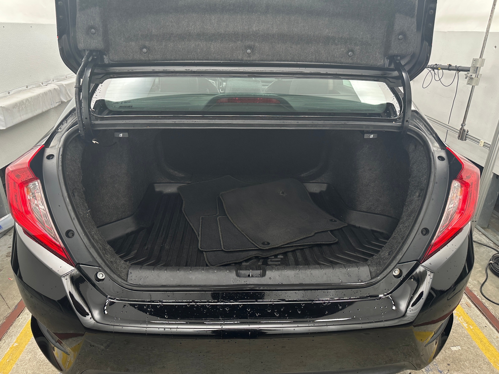 Thumbnail: 2016 Honda Civic - 6
