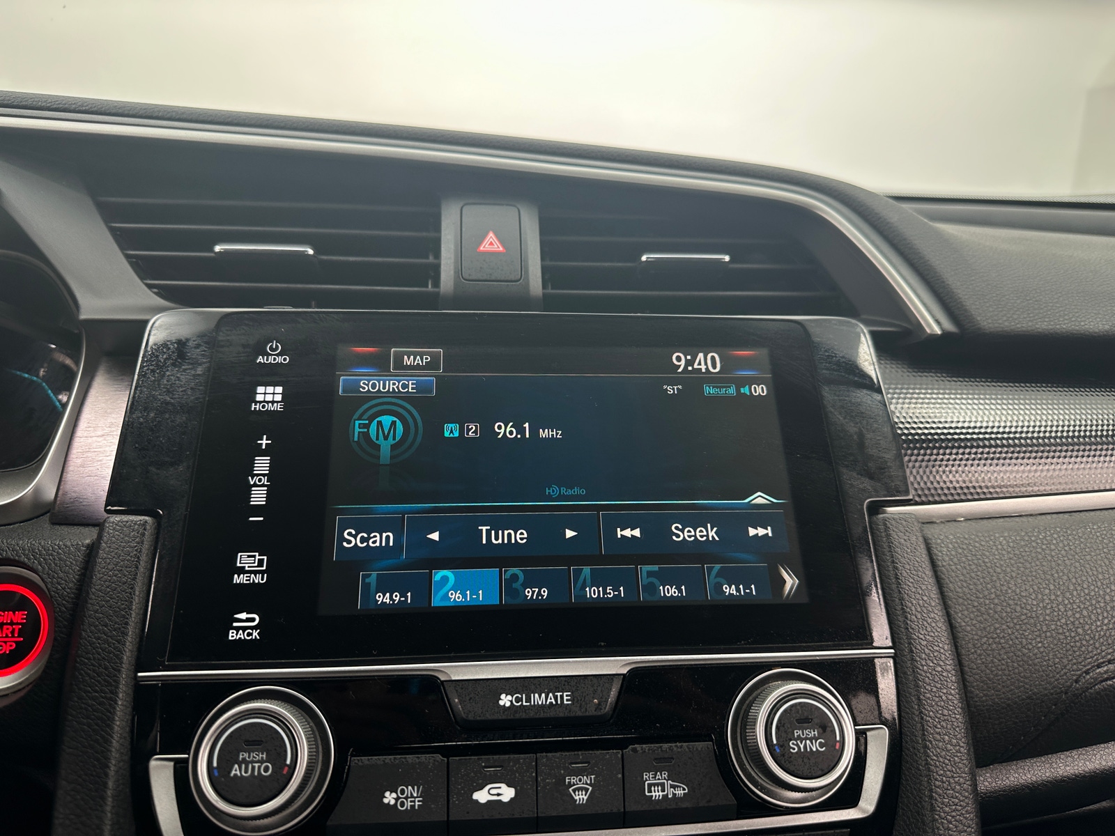 Thumbnail: 2016 Honda Civic - 3