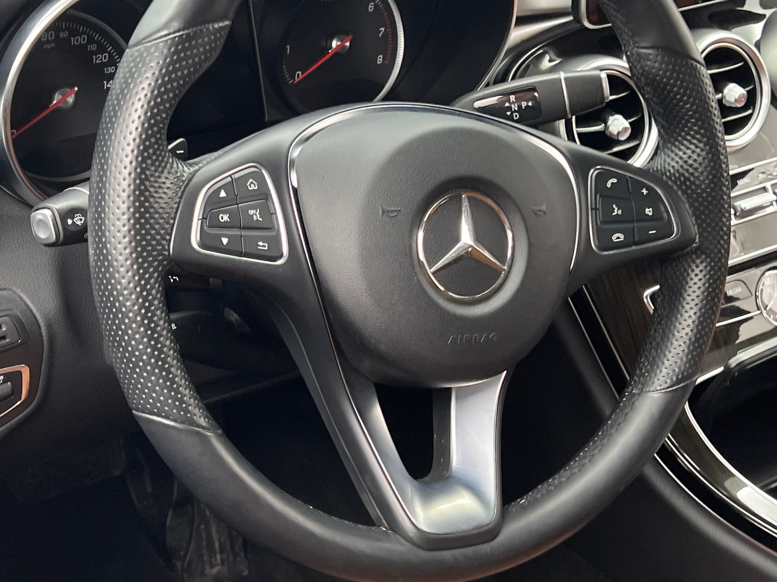 Thumbnail: 2018 Mercedes-Benz C-Class - 3