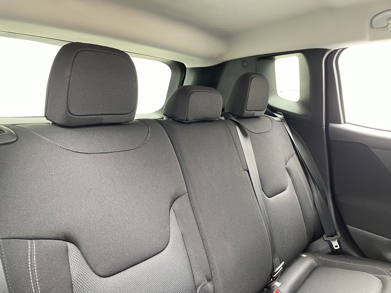 Thumbnail: 2021 Jeep Renegade - 6