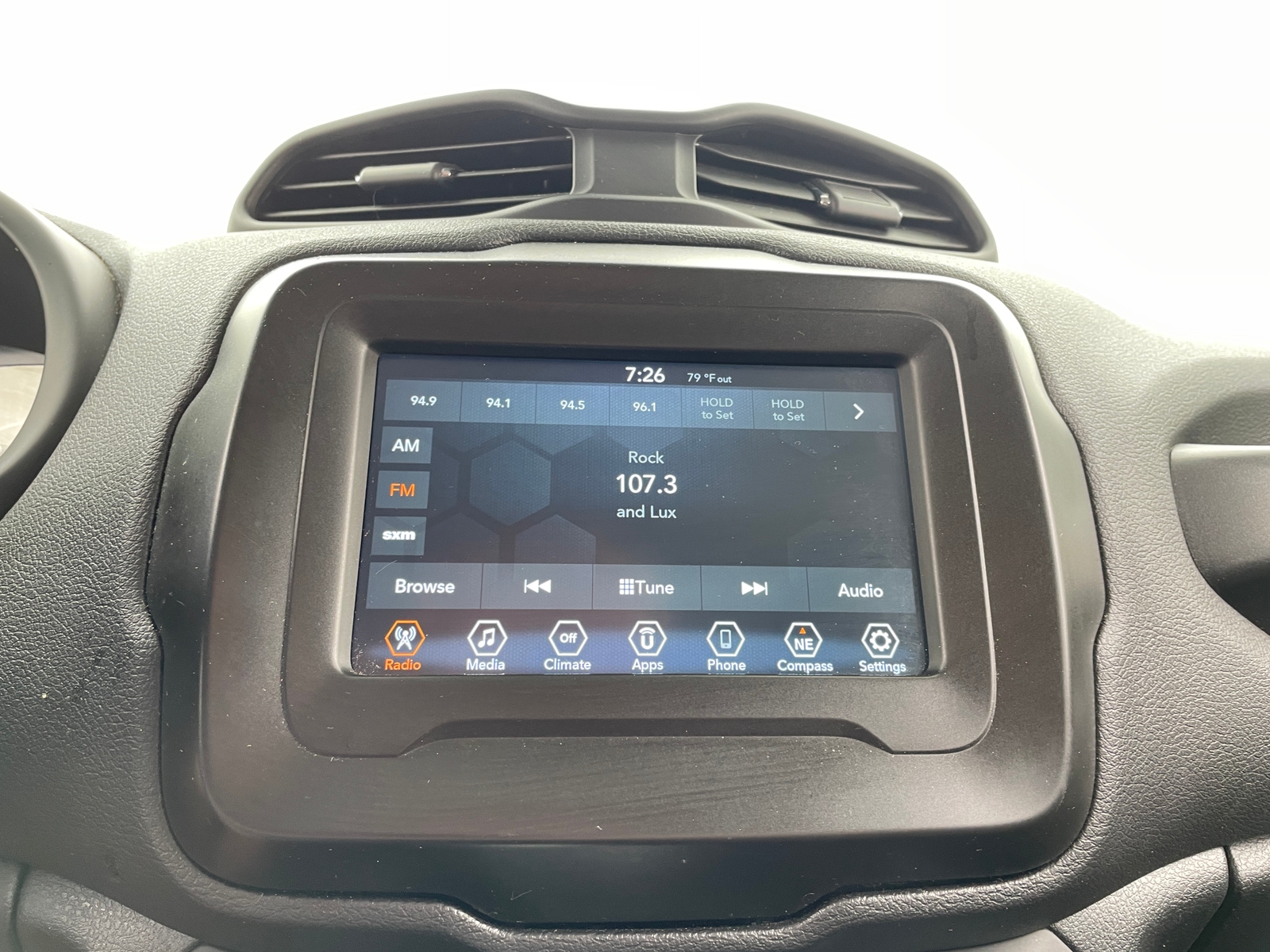Thumbnail: 2021 Jeep Renegade - 4