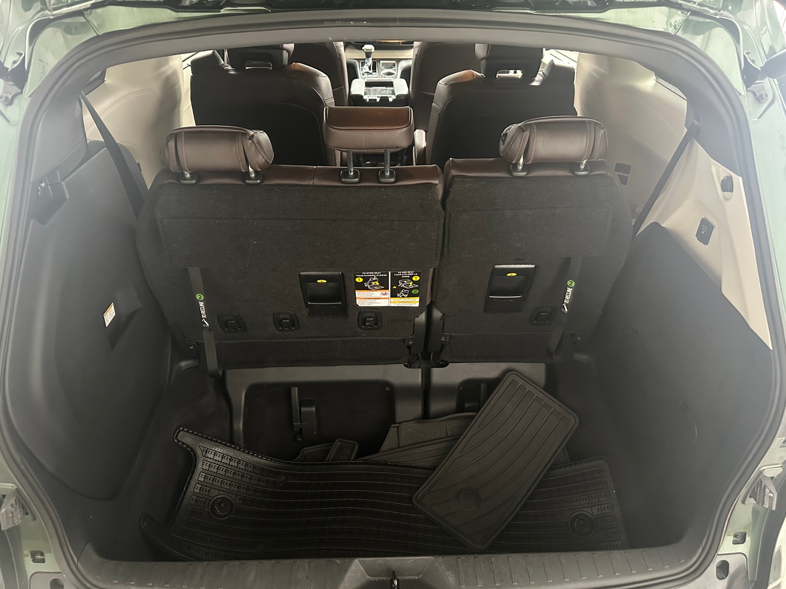 Thumbnail: 2023 Toyota Sienna - 6