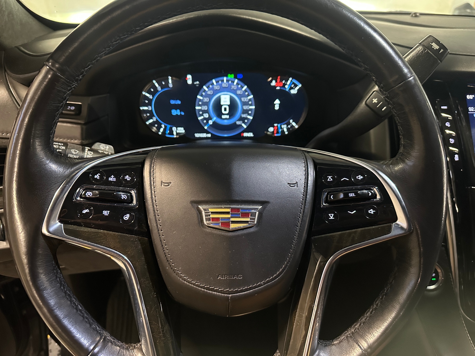 Thumbnail: 2020 Cadillac Escalade - 4