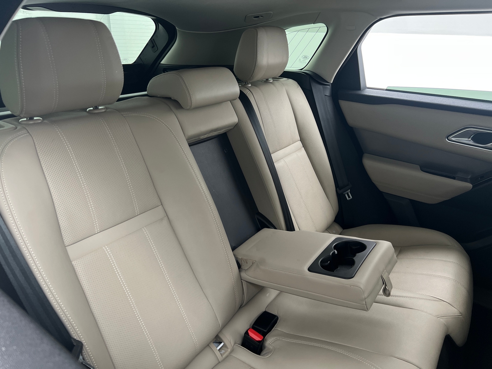 Thumbnail: 2021 Land Rover Range Rover Velar - 5