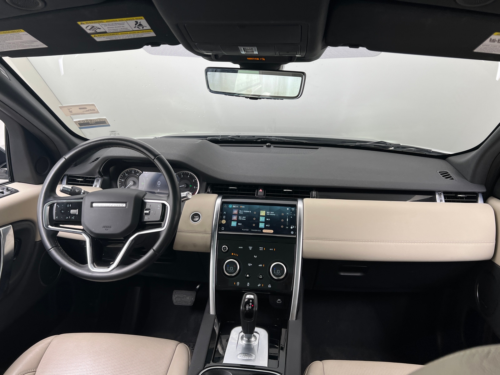 Thumbnail: 2021 Land Rover Discovery Sport - 2