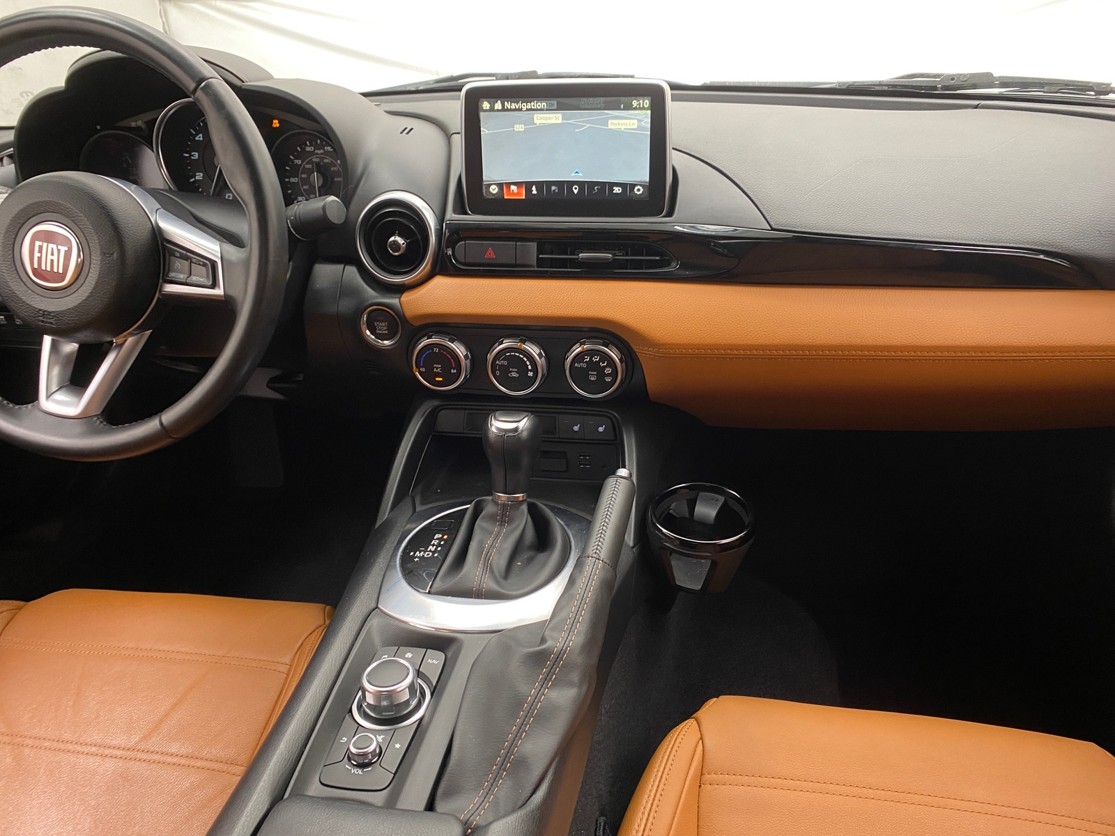 Thumbnail: 2019 Fiat 124 Spider - 2
