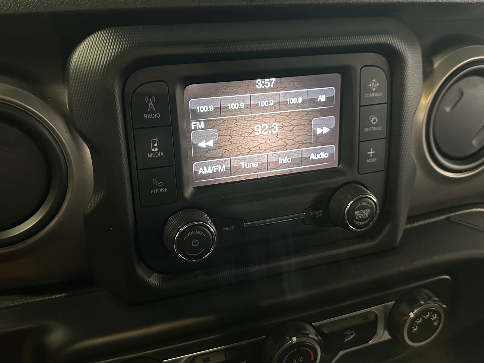 Thumbnail: 2020 Jeep Wrangler - 4