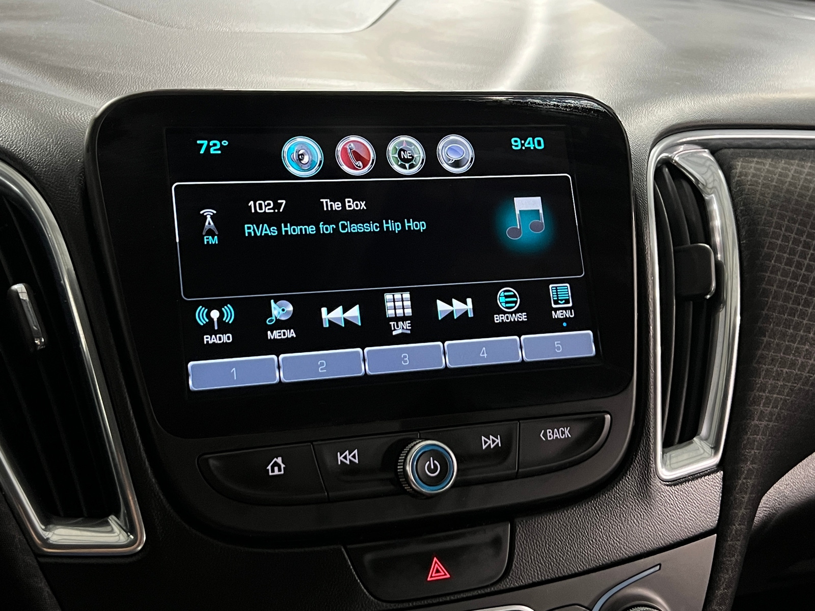 Thumbnail: 2016 Chevrolet Malibu - 4