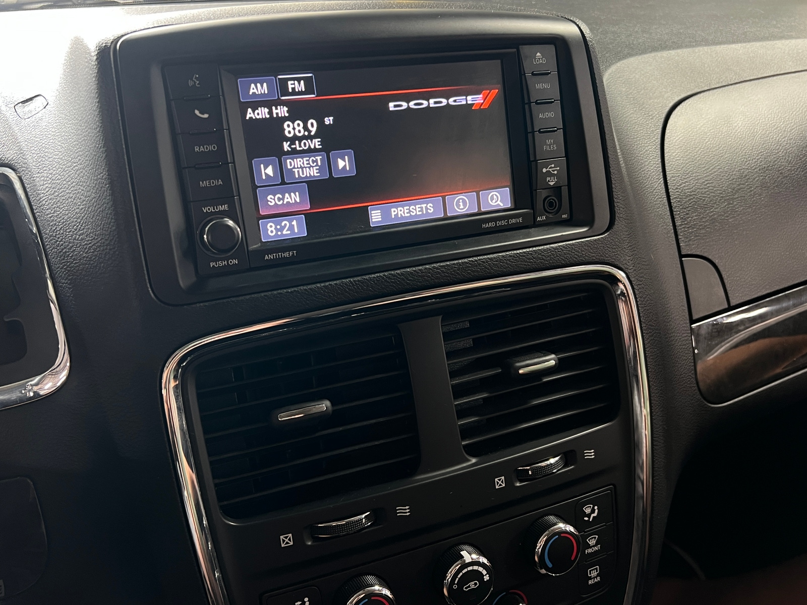 Thumbnail: 2018 Dodge Grand Caravan - 4