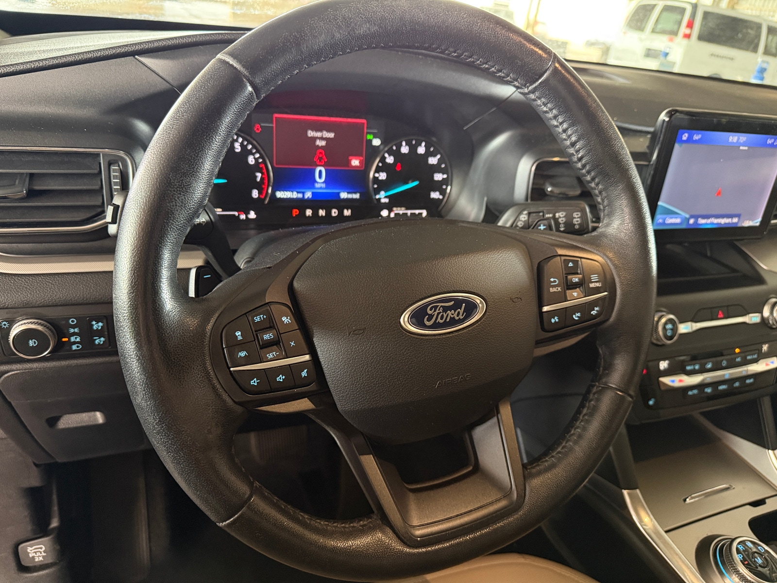 Thumbnail: 2020 Ford Explorer - 5