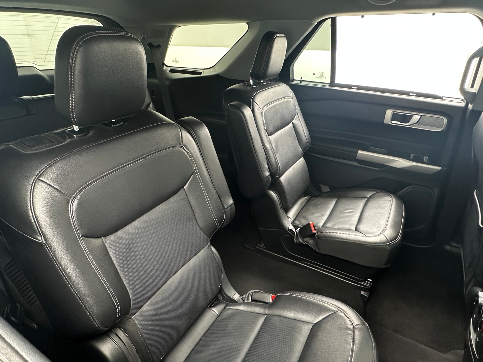 Thumbnail: 2023 Ford Explorer - 5