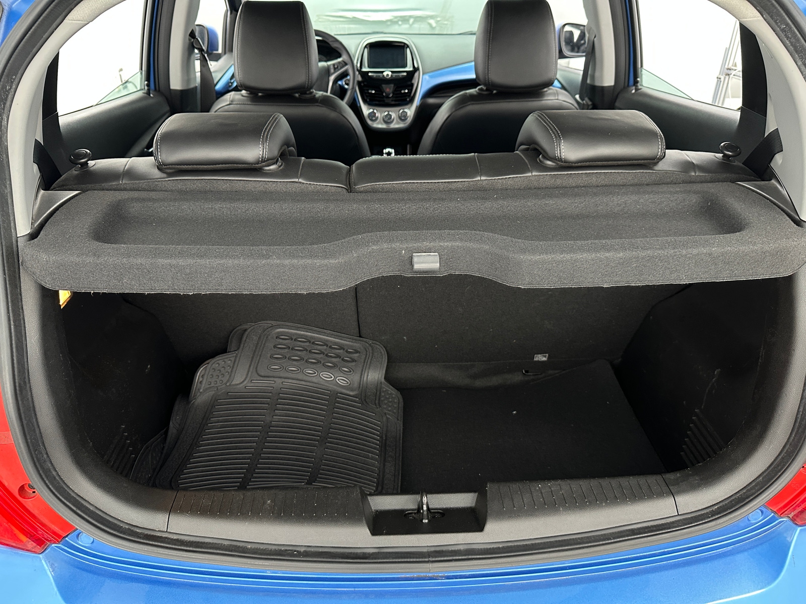 Thumbnail: 2017 Chevrolet Spark - 6