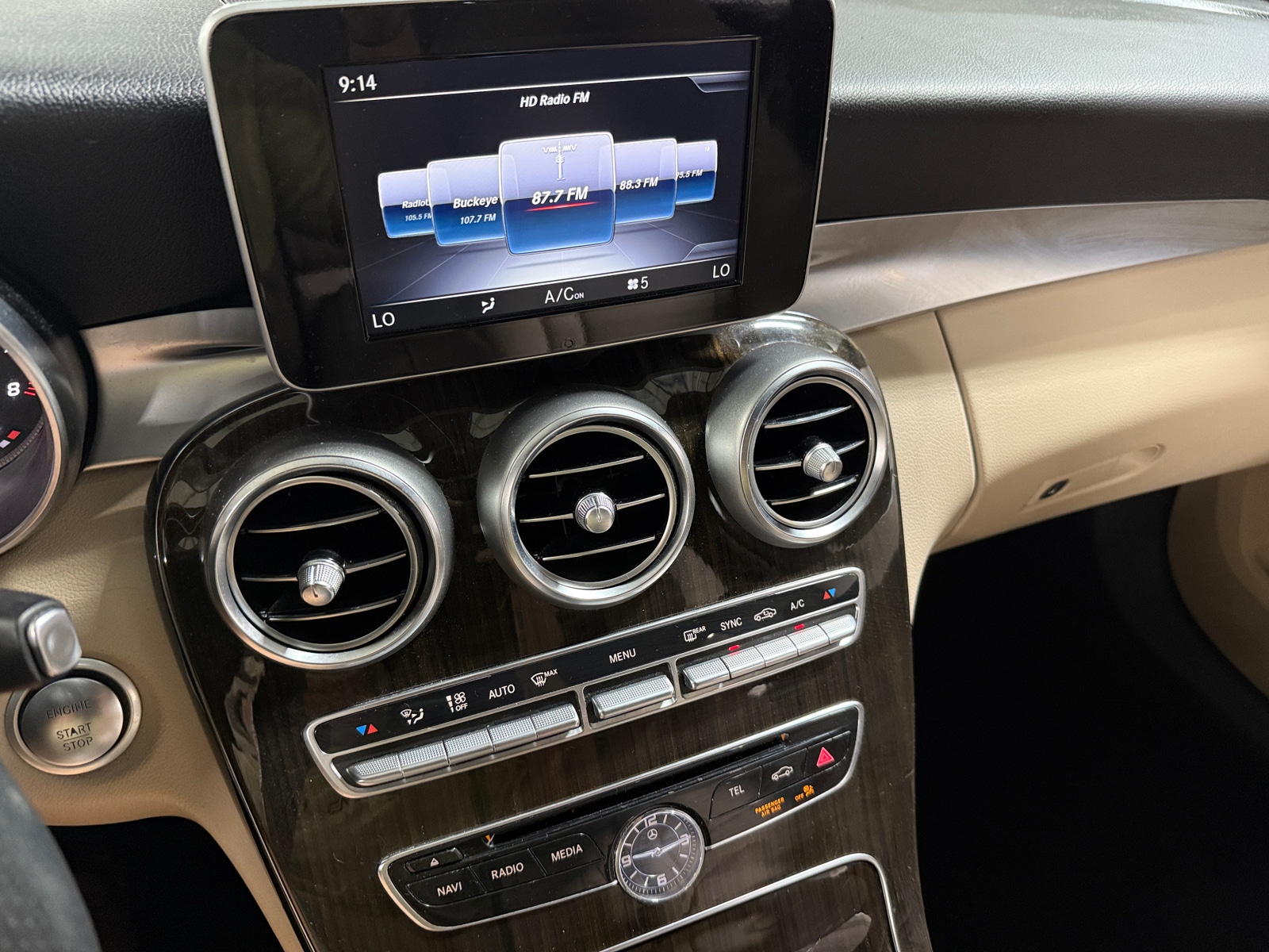 Thumbnail: 2018 Mercedes-Benz C-Class - 3