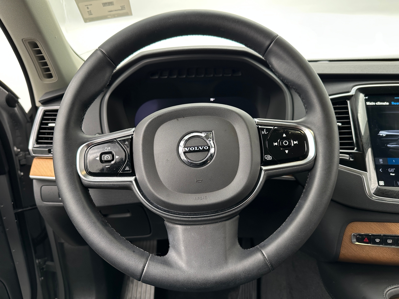 Thumbnail: 2024 Volvo XC90 - 4