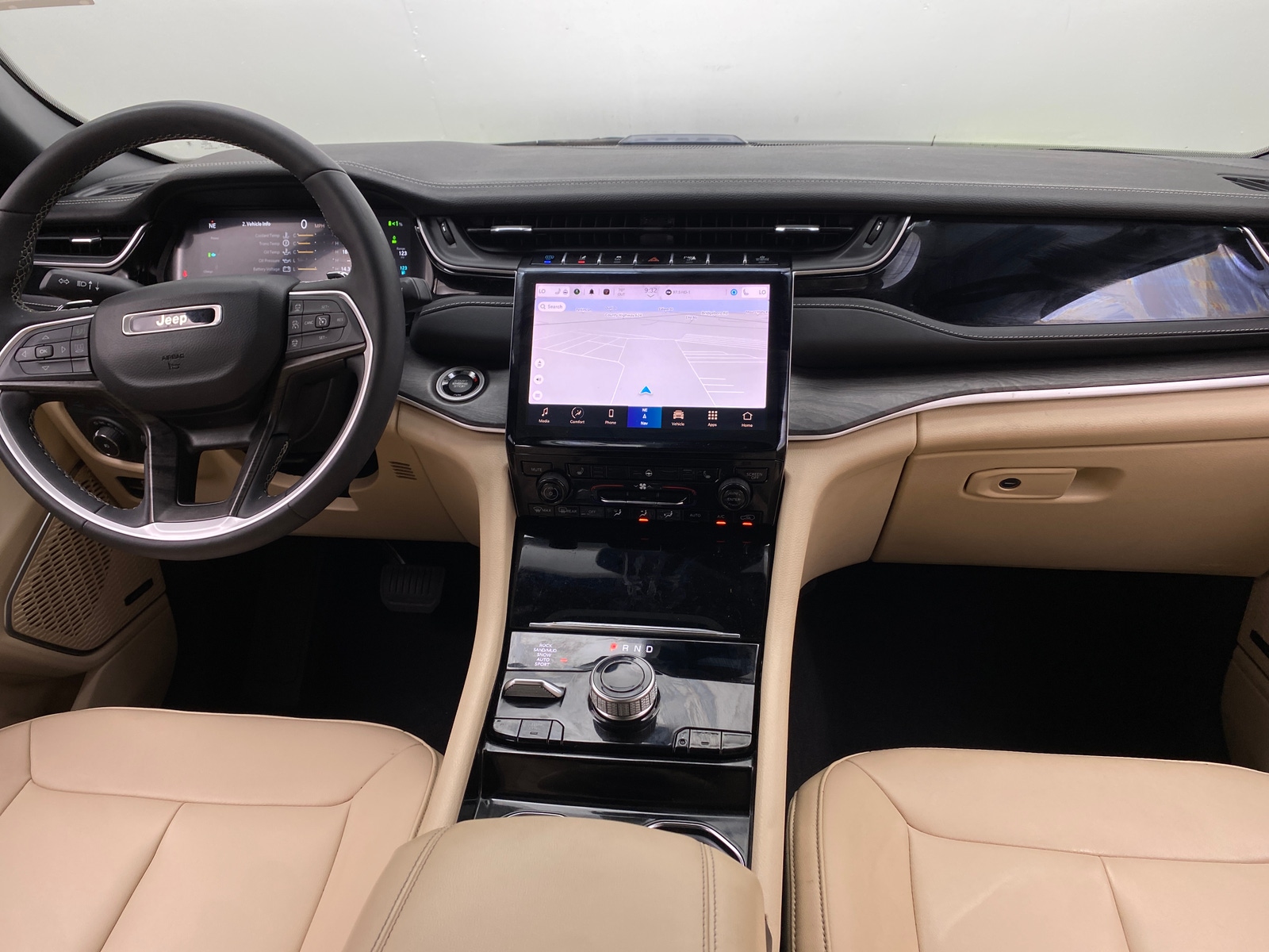 Thumbnail: 2023 Jeep Grand Cherokee - 2