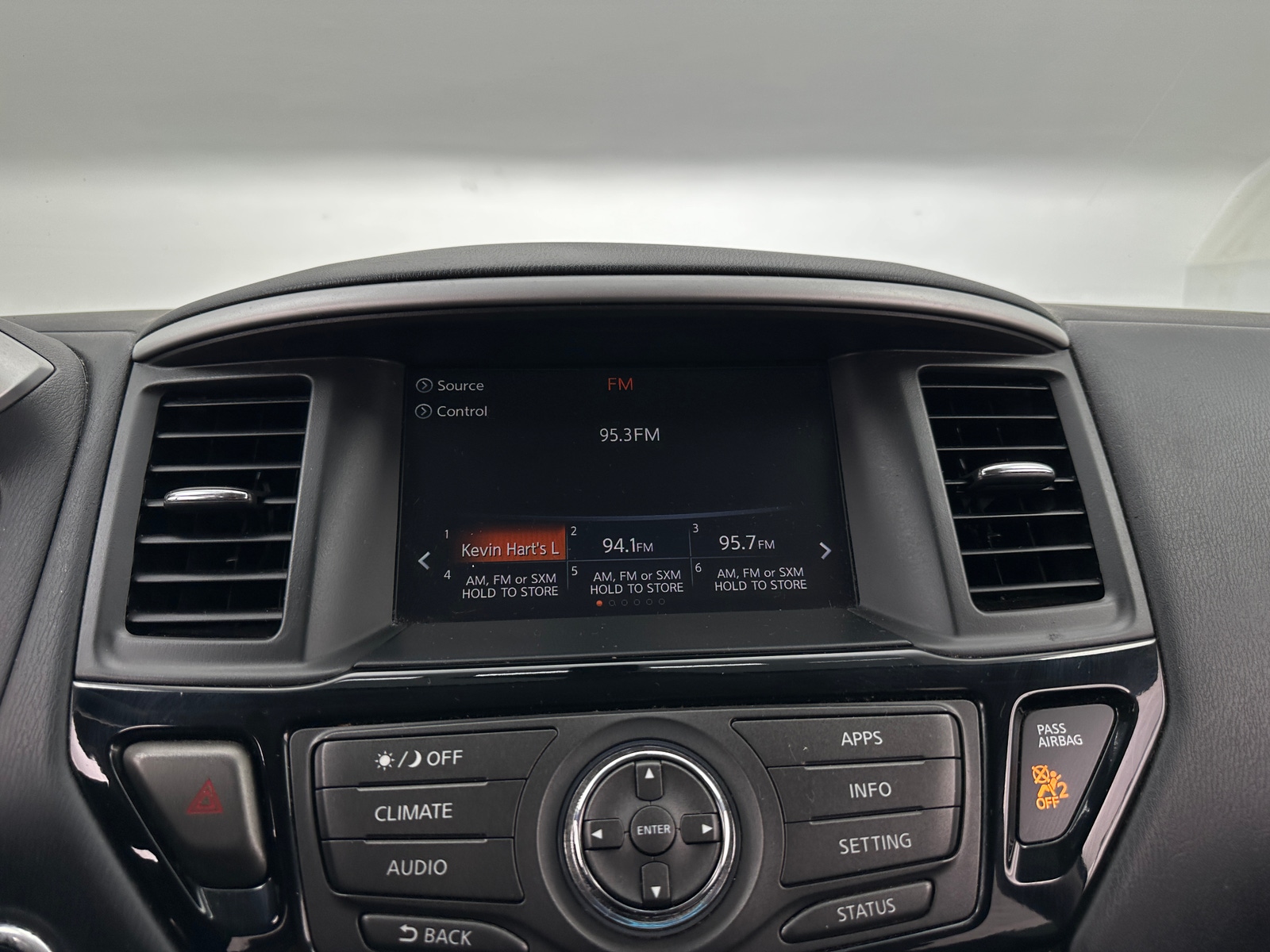 Thumbnail: 2019 Nissan Pathfinder - 4