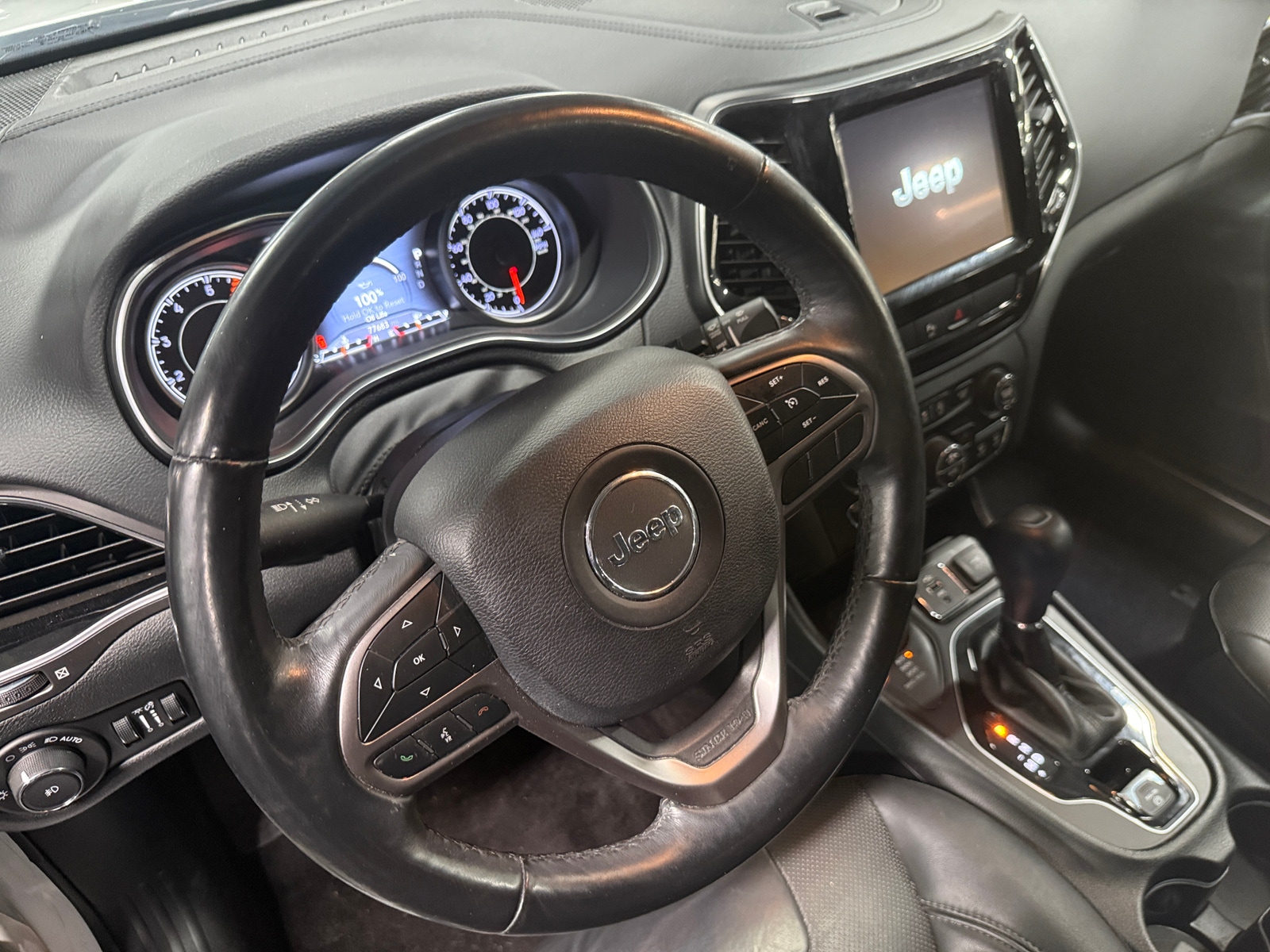 Thumbnail: 2019 Jeep Cherokee - 4