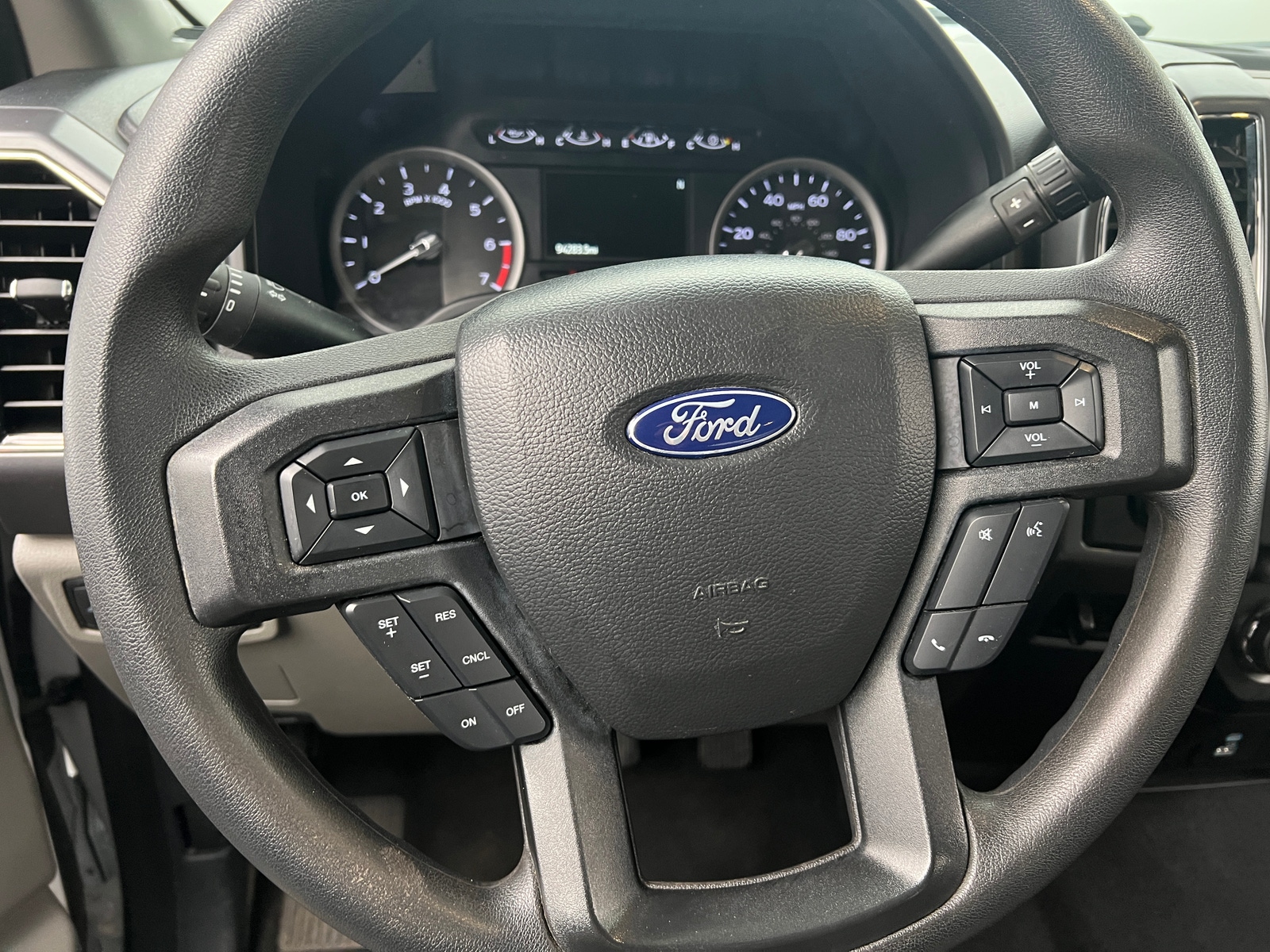 Thumbnail: 2022 Ford Econoline - 5
