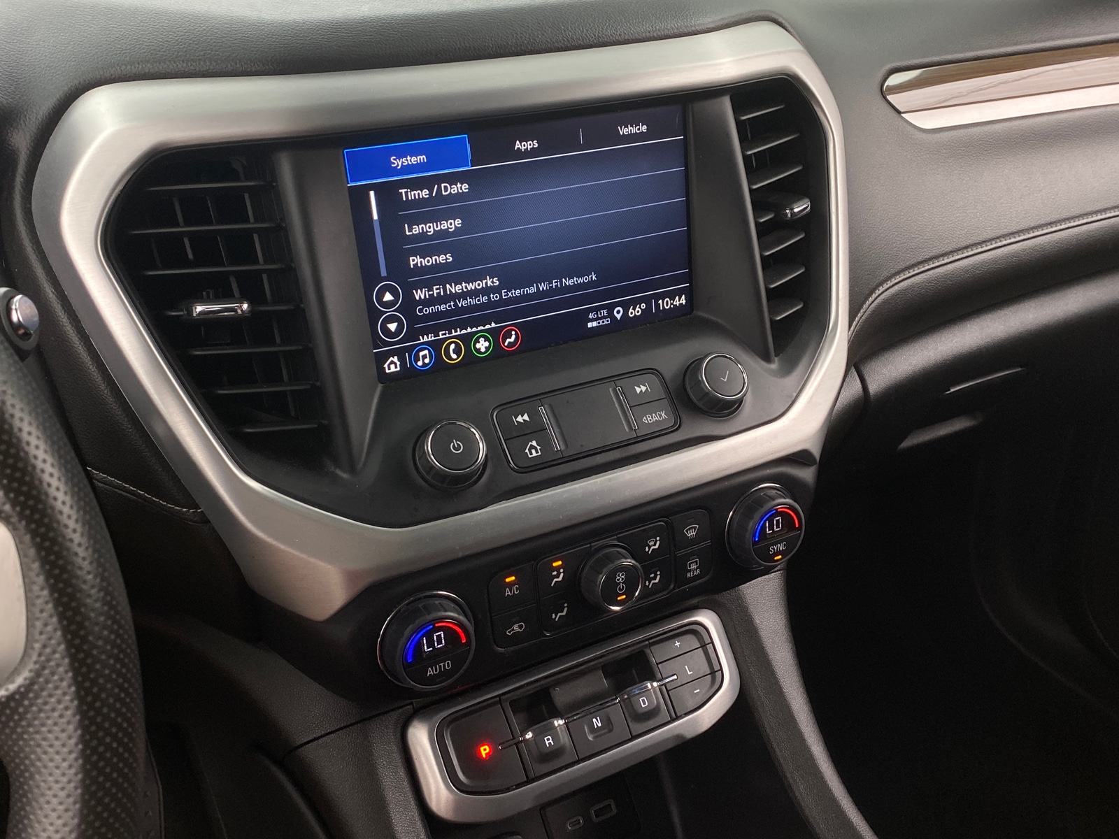 Thumbnail: 2022 GMC Acadia - 4
