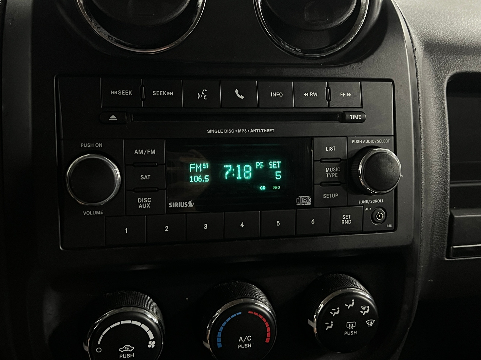 Thumbnail: 2017 Jeep Patriot - 4