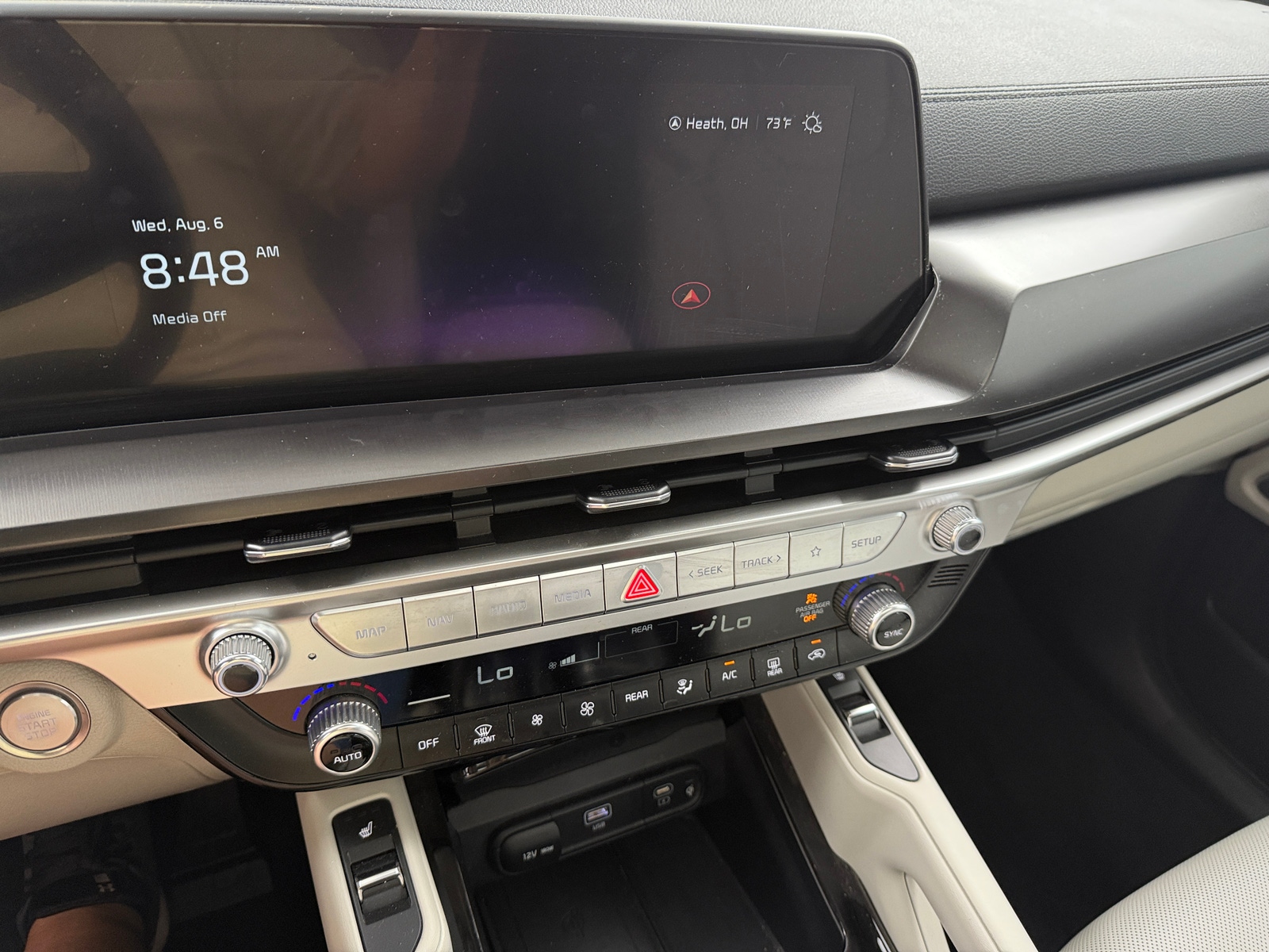 Thumbnail: 2023 Kia Telluride - 3