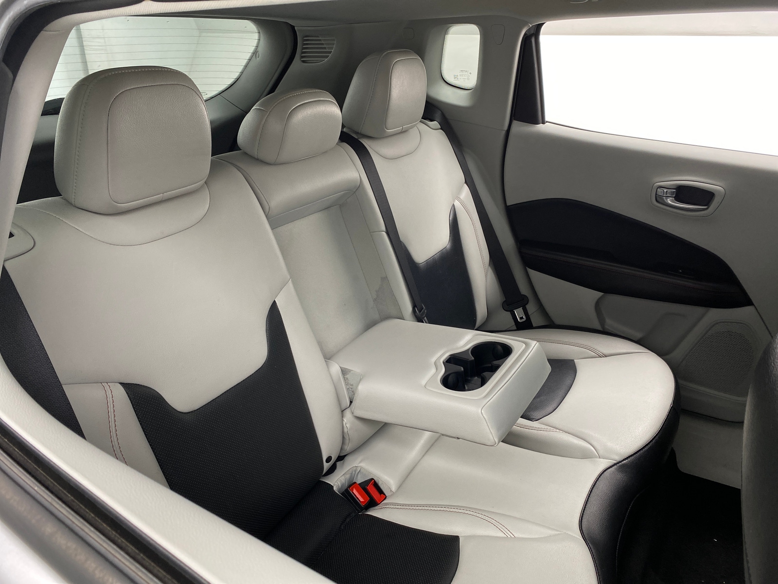 Thumbnail: 2020 Jeep Compass - 6