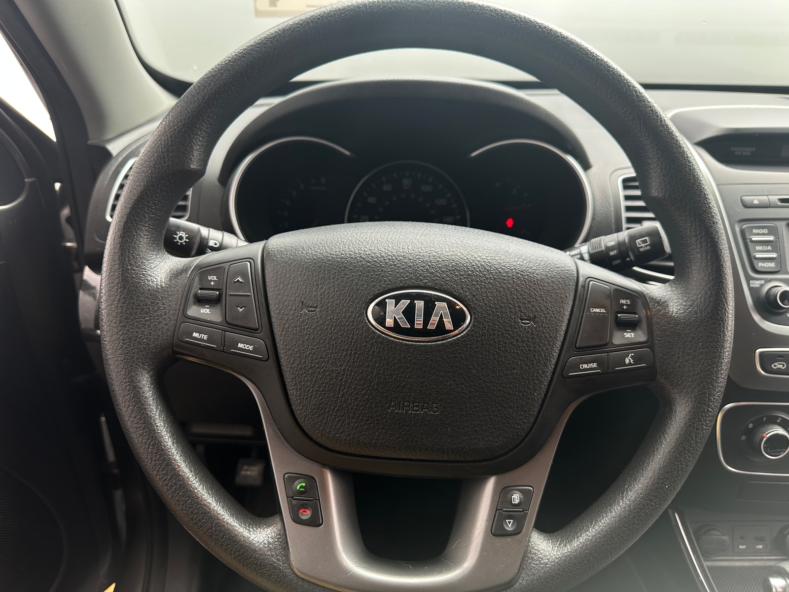 Thumbnail: 2015 Kia Sorento - 5