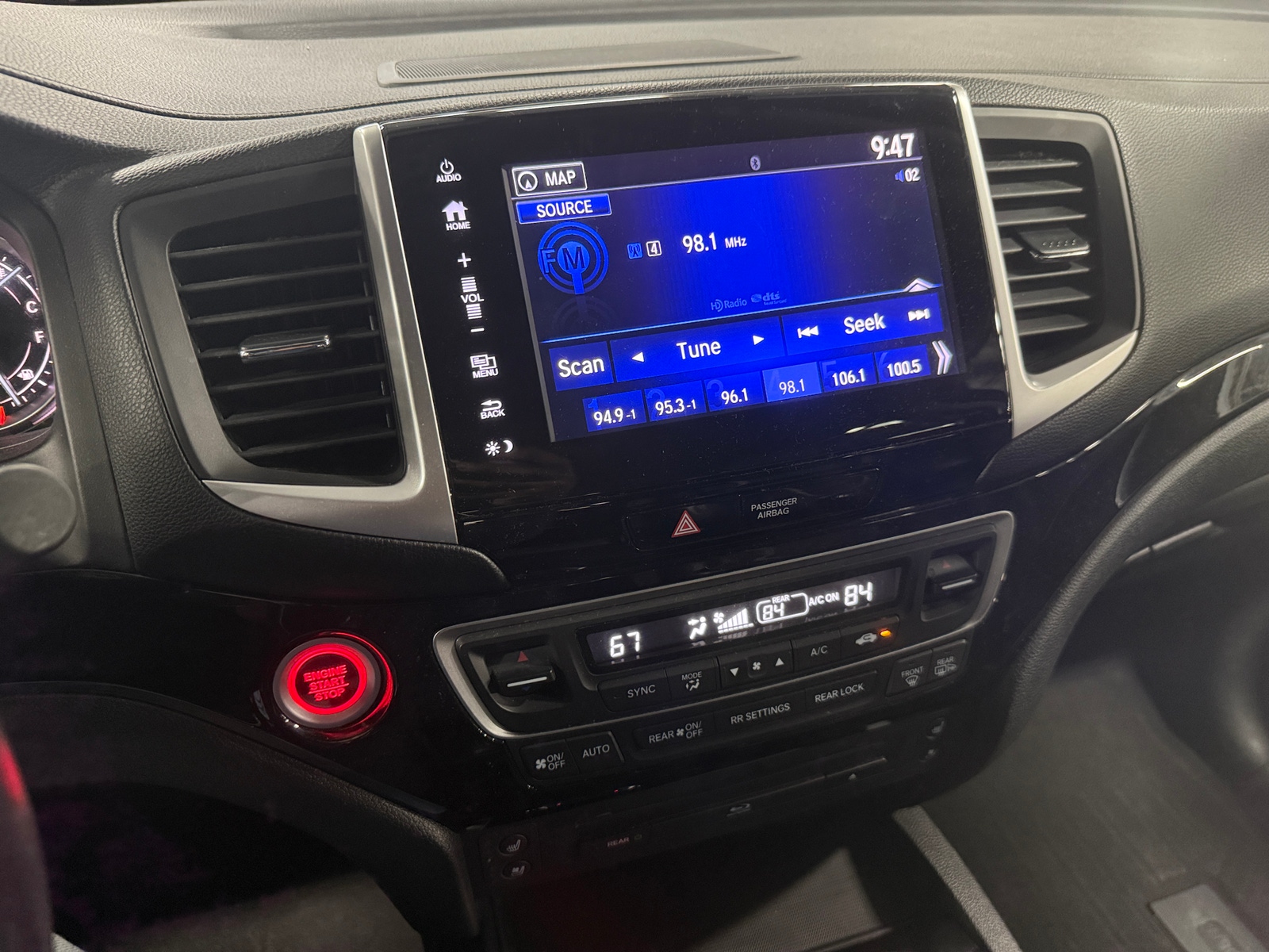 Thumbnail: 2017 Honda Pilot - 3
