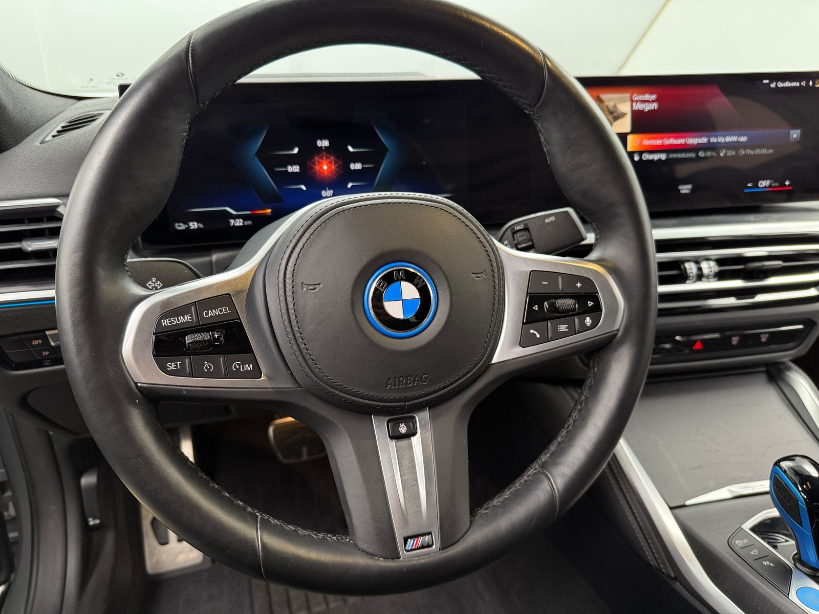 Thumbnail: 2022 BMW i4 - 4