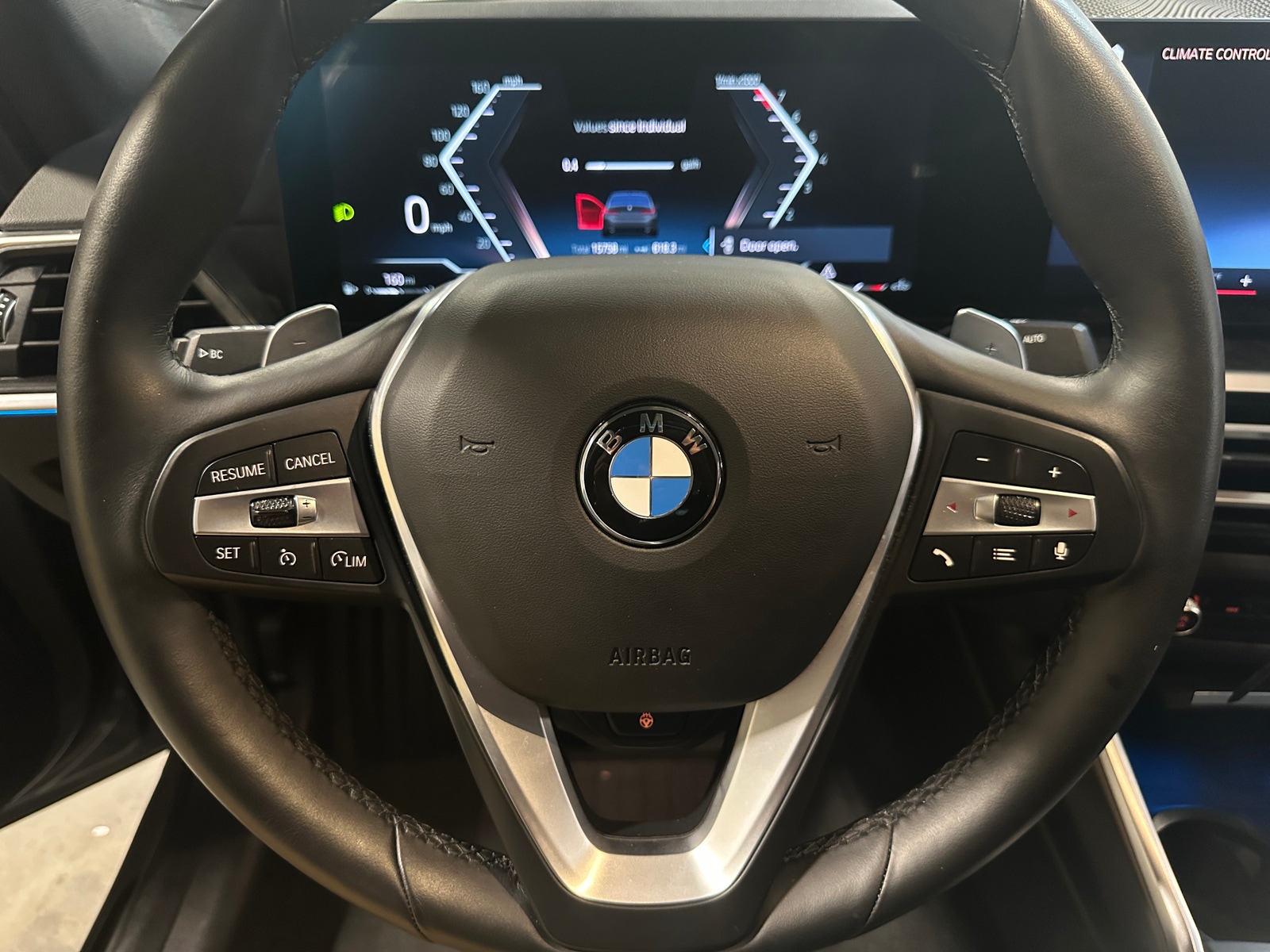Thumbnail: 2024 BMW 3 Series - 4