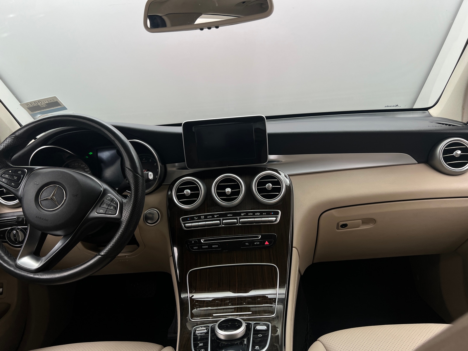 Thumbnail: 2019 Mercedes-Benz GLC - 2