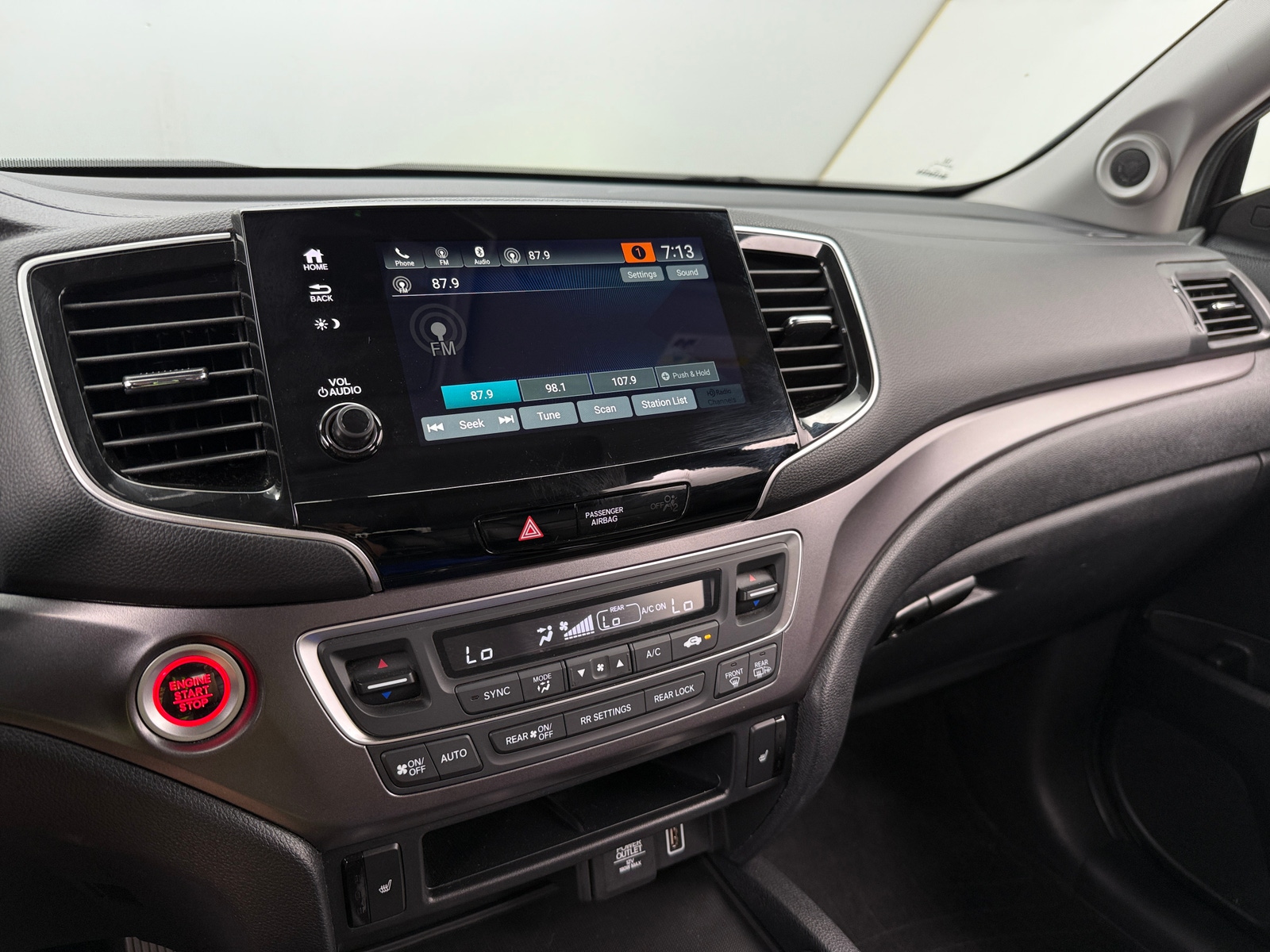 Thumbnail: 2020 Honda Pilot - 3