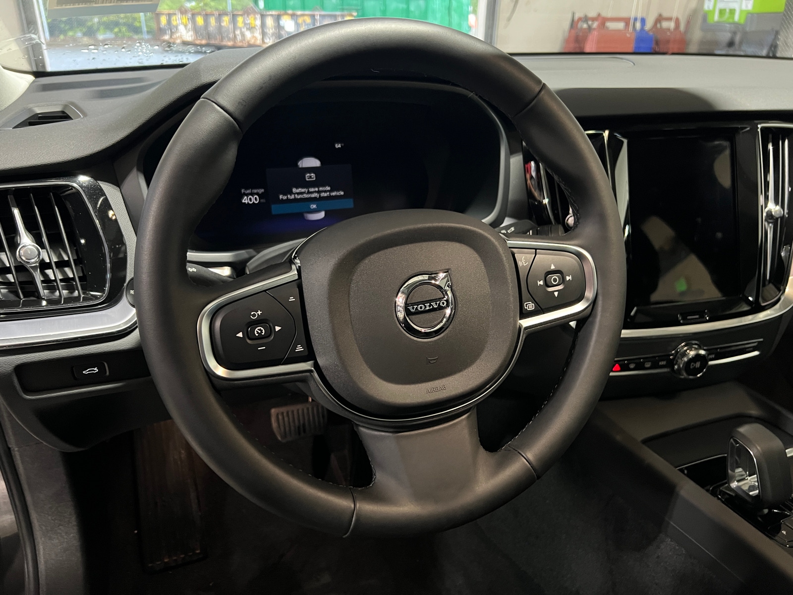 Thumbnail: 2025 Volvo S60 - 4