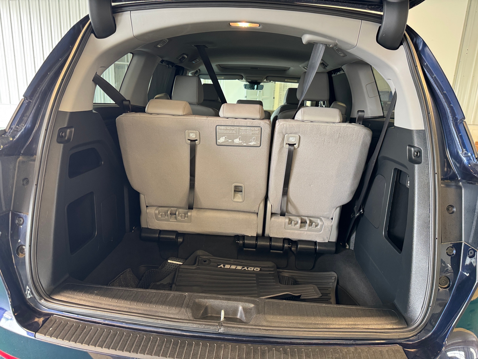 Thumbnail: 2023 Honda Odyssey - 6