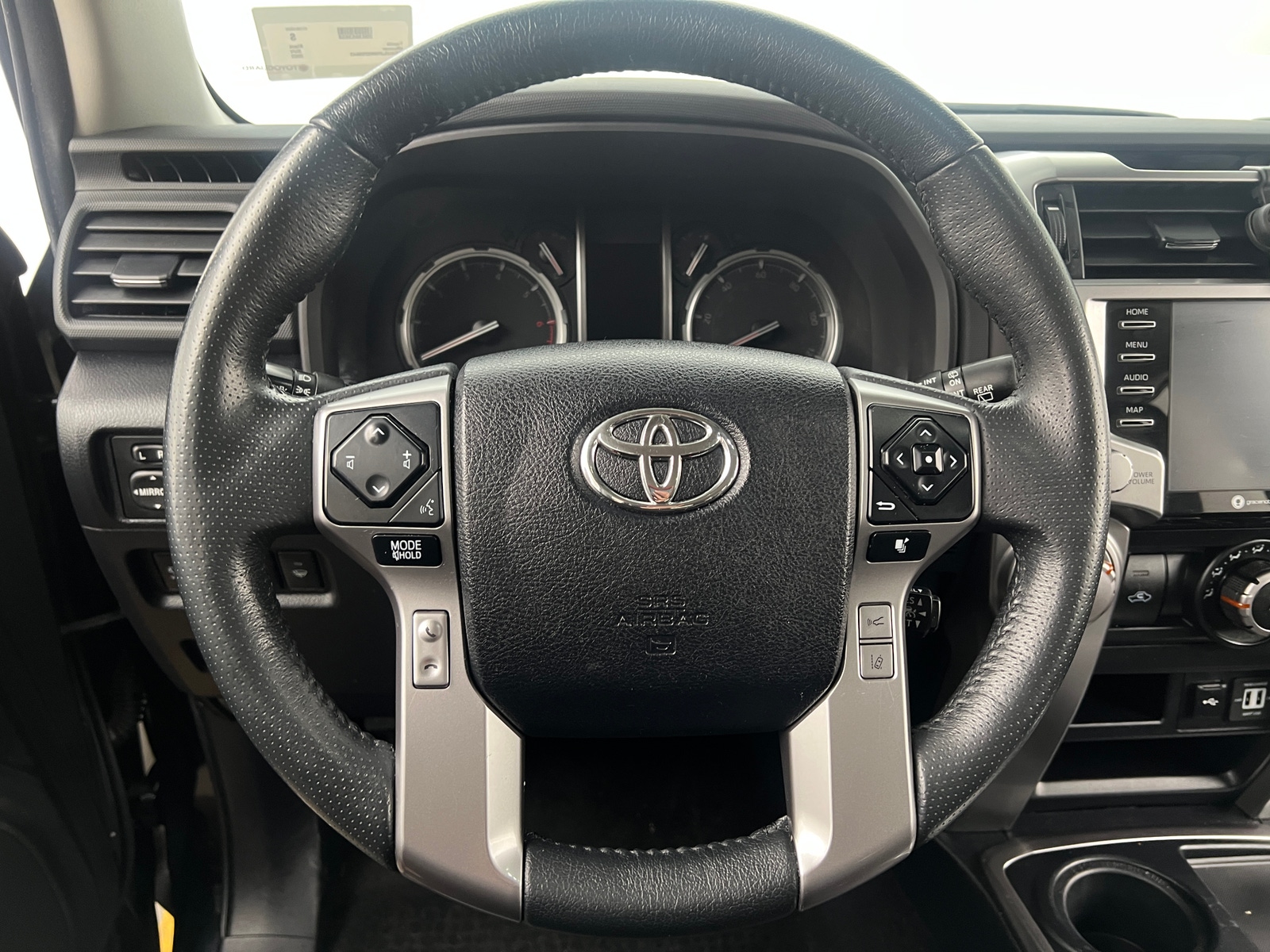 Thumbnail: 2022 Toyota 4Runner - 4