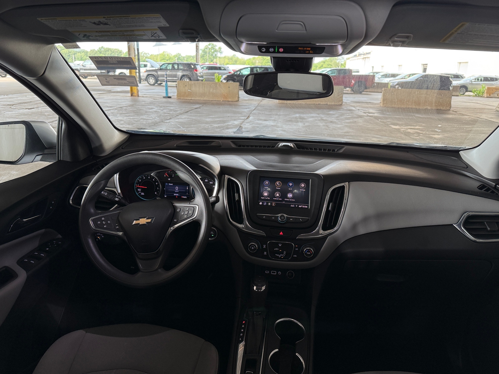 Thumbnail: 2021 Chevrolet Equinox - 3