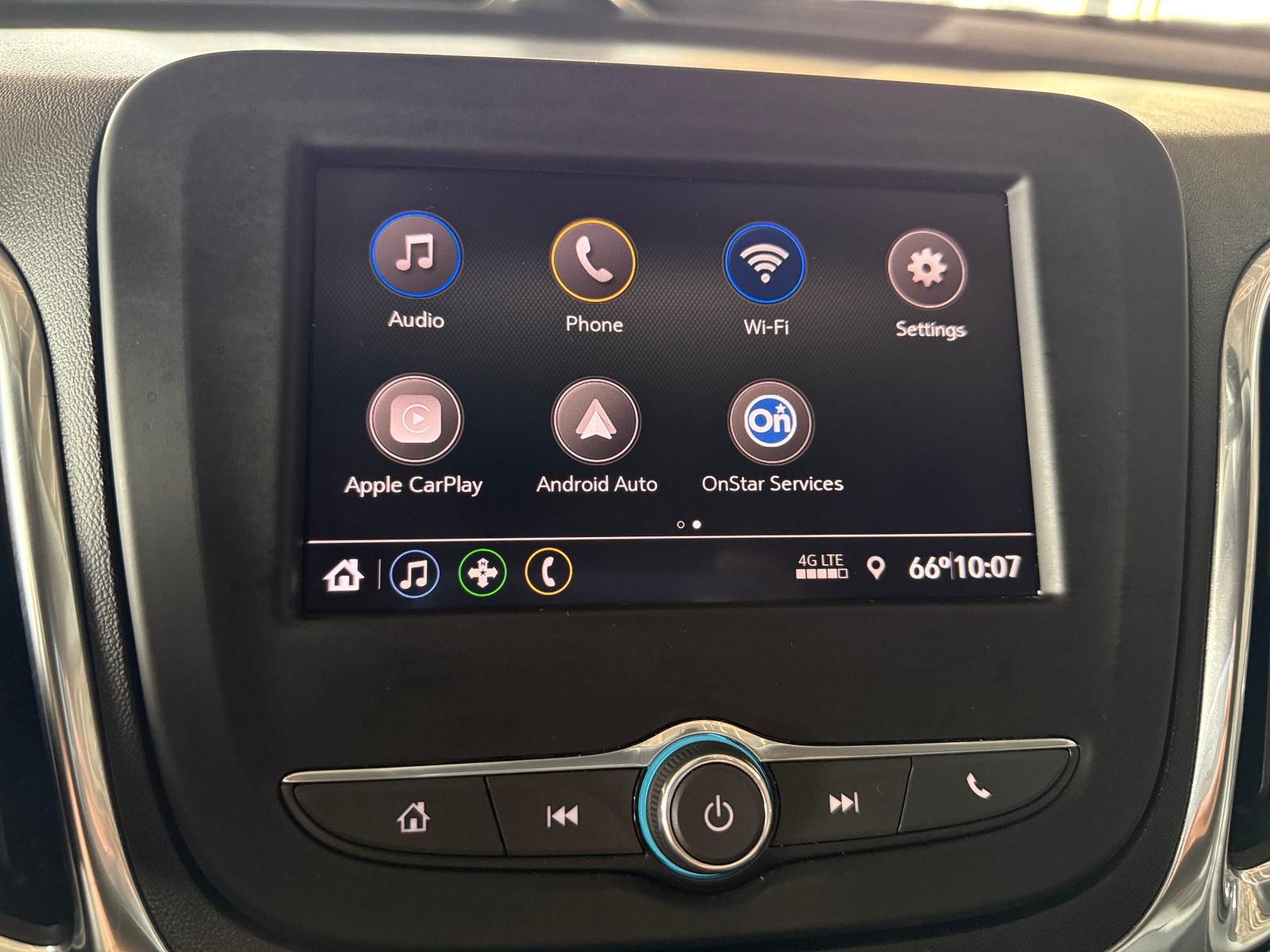 Thumbnail: 2021 Chevrolet Equinox - 4